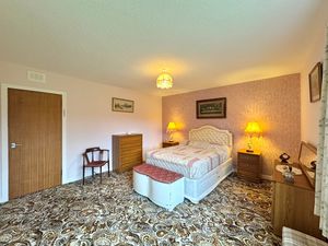 Photo 15- click for photo gallery